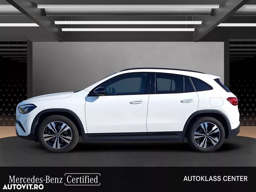 Mercedes-Benz GLA - 4
