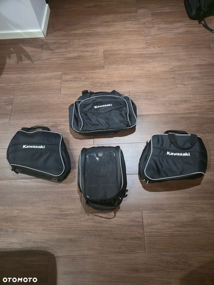 Kawasaki Versys 1000 - 12