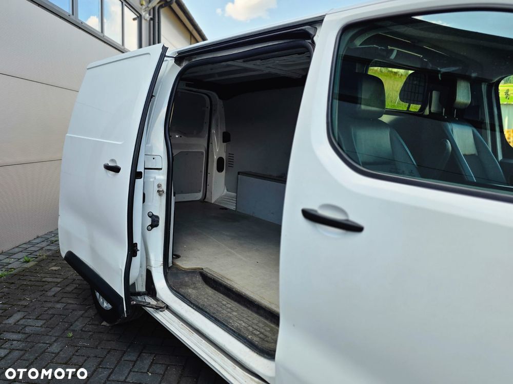 Opel Vivaro - 8