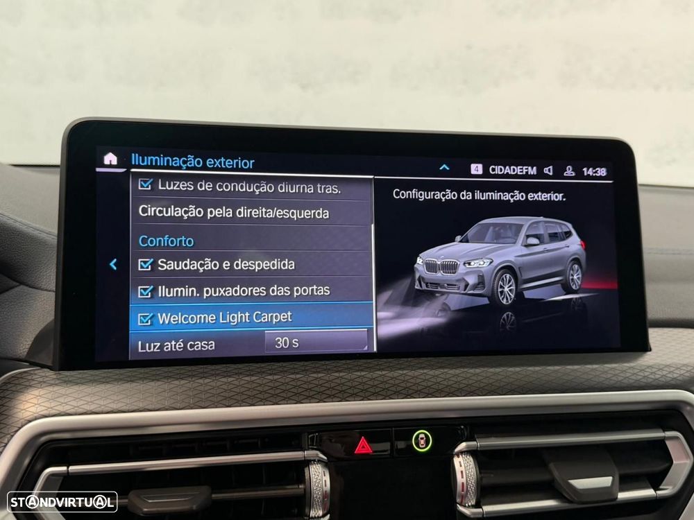BMW X3 30 e xDrive Pack M Desportivo Pro - 29