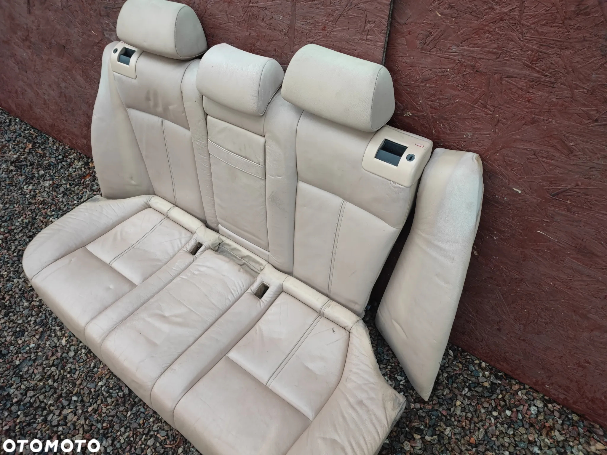 BMW E39 SEDAN ORYGINALNA KOMPLETNA KANAPA TYŁ SKŁADANA W KOLORZE BEŻOWYM / KREMOWYM / SANDBEIGE  O NR. 52 20 7 049 351 /  52 20 8 198 182 / 52 20 7 049 357 OEM - 5