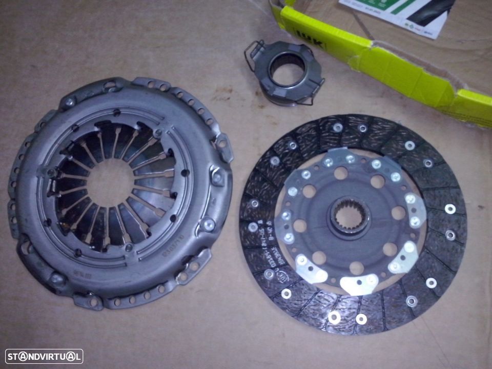 Kit embraiagem Toyota Avensis Corolla Rav 4 II D-4D NOVO - 1