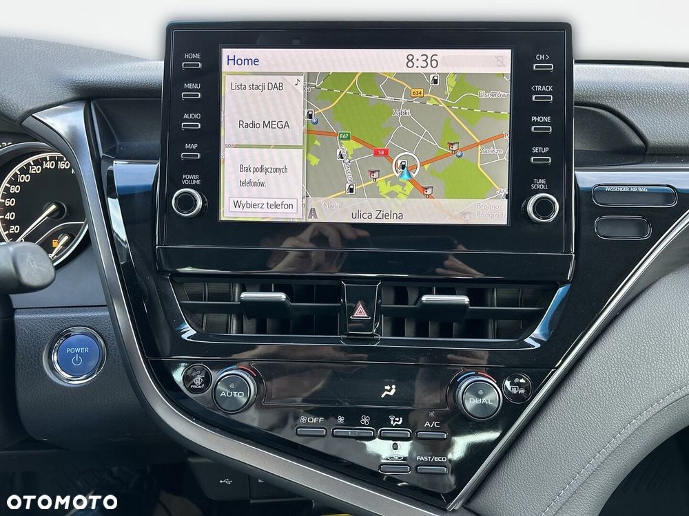 Toyota Camry 2.5 Hybrid Executive CVT - 13