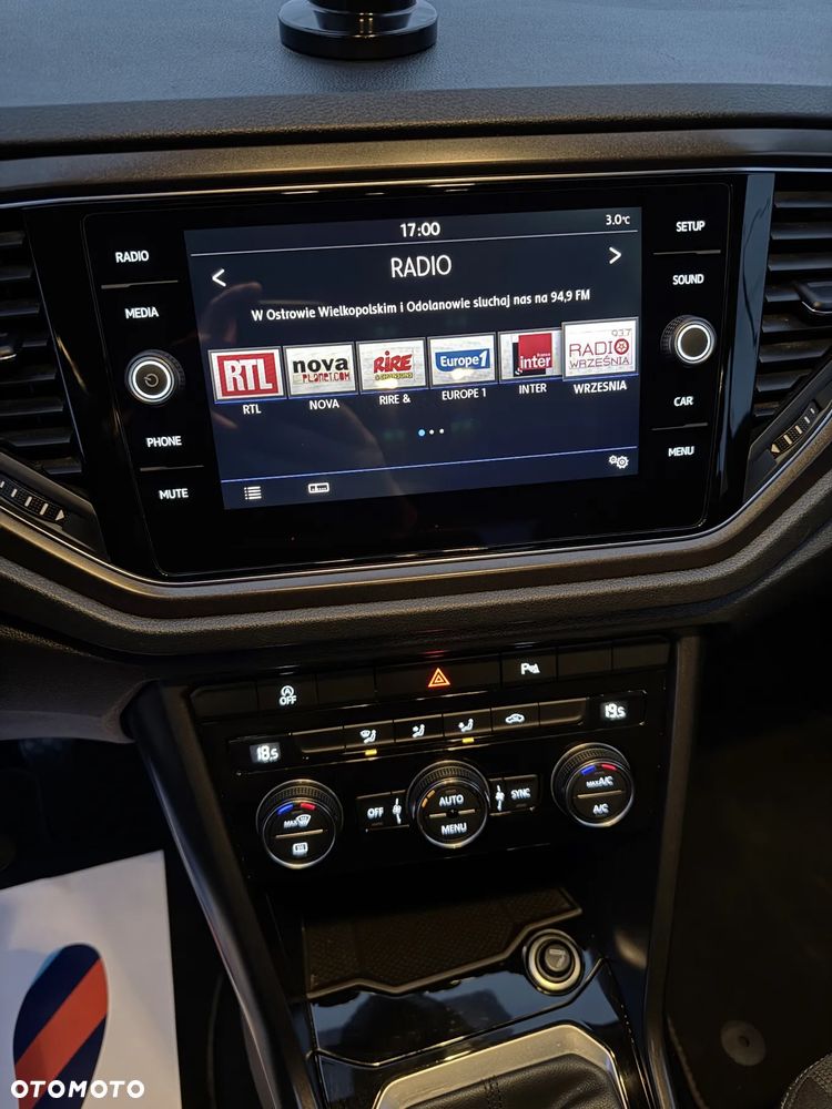 Volkswagen T-Roc - 38