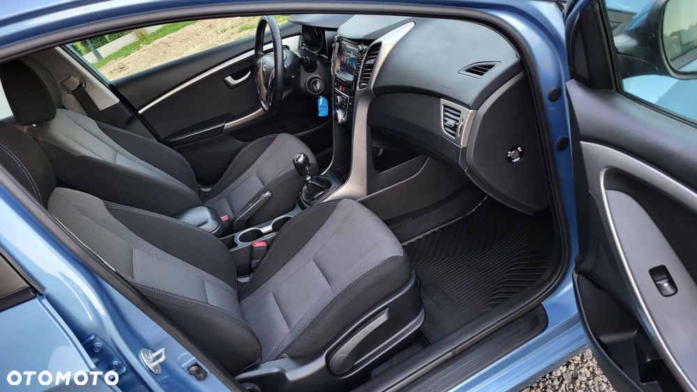Hyundai i30 1.4 Premium - 28