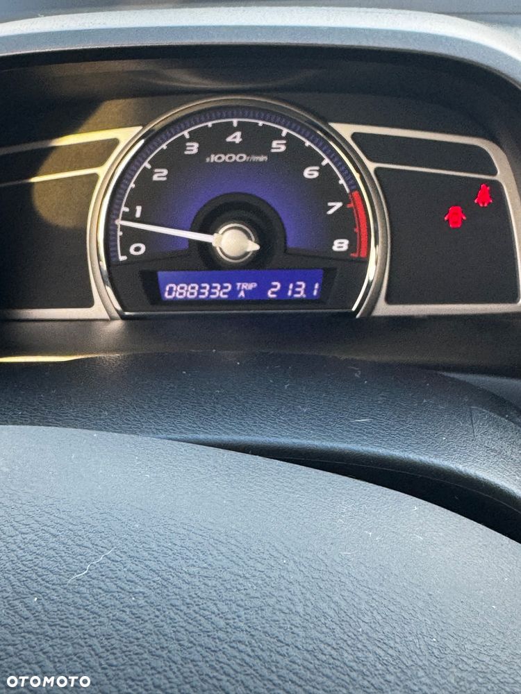 Honda Civic 1.8 Executive - 8