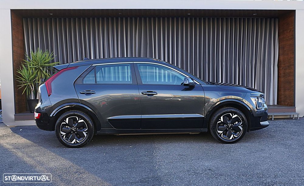 Kia Niro EV 64kWh Drive - 8