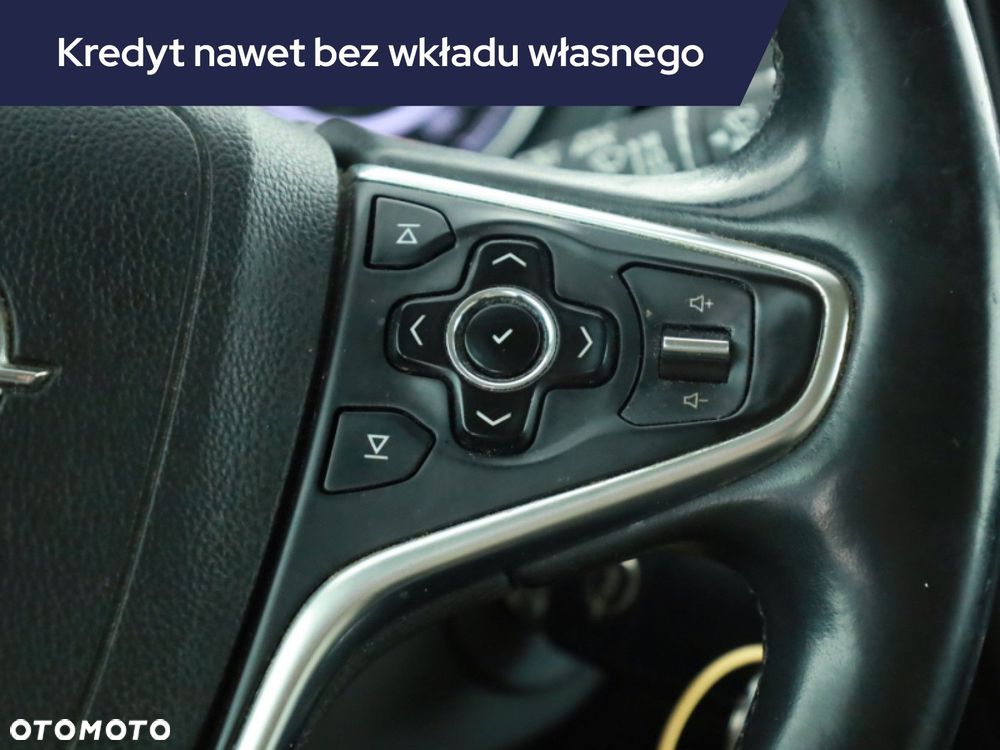 Opel Insignia - 15