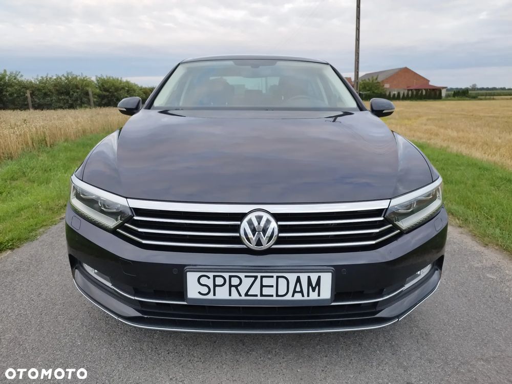 Volkswagen Passat 2.0 TDI (BlueMotion Technology) Highline - 9
