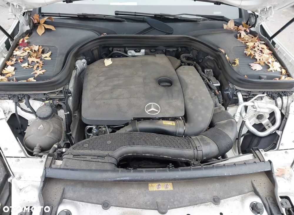 Mercedes-Benz GLC - 13