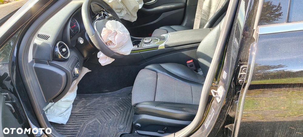 Mercedes-Benz Klasa C 300 de 9G-TRONIC - 16