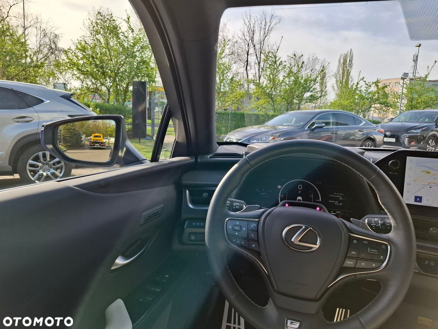 Lexus UX - 29