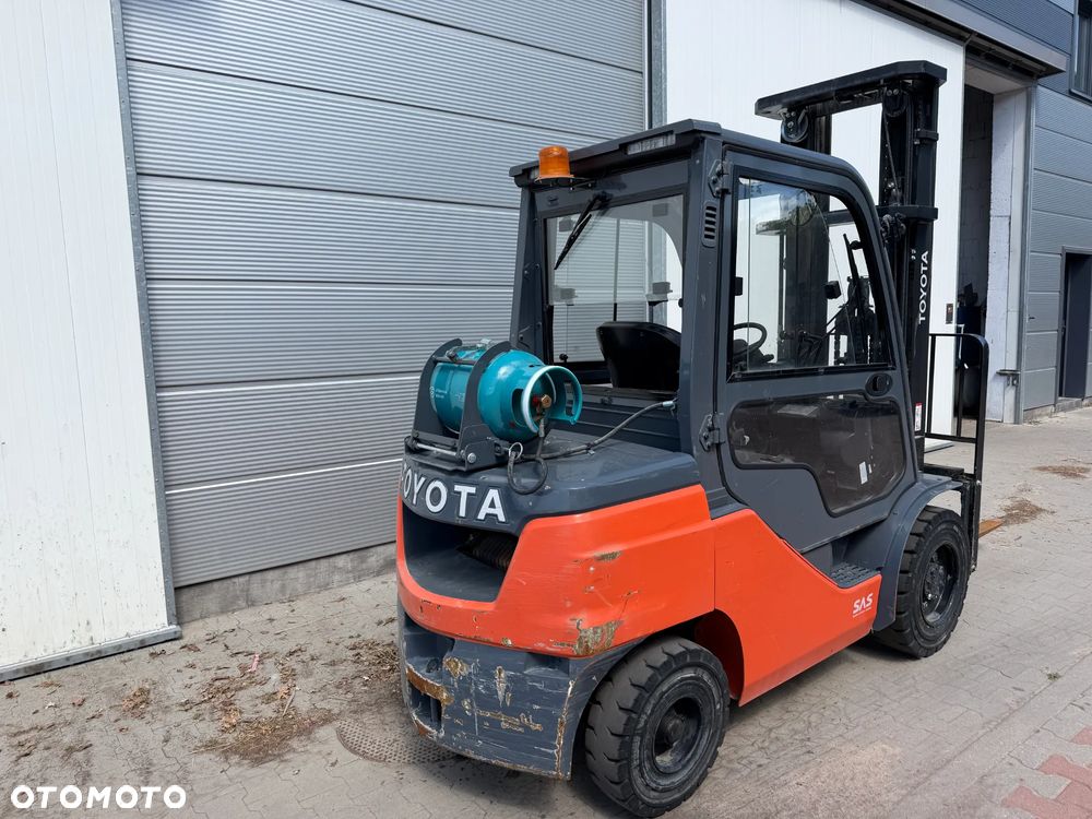Toyota 3 tony 5,5m TRIPLEX Kabina z Polskiego salonu FULL opcja stan oryginalny wózek bezpośrednio od DEALERA - 2