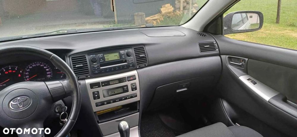 Toyota Corolla 2.0 D-4D Luna - 15