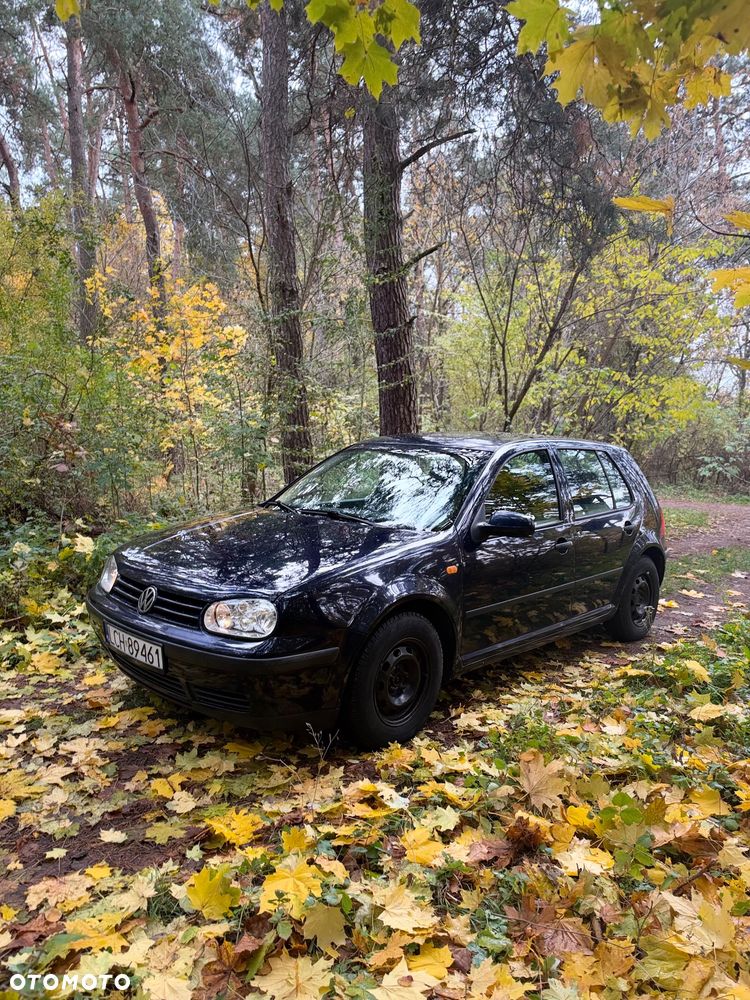 Volkswagen Golf 1.6 - 22