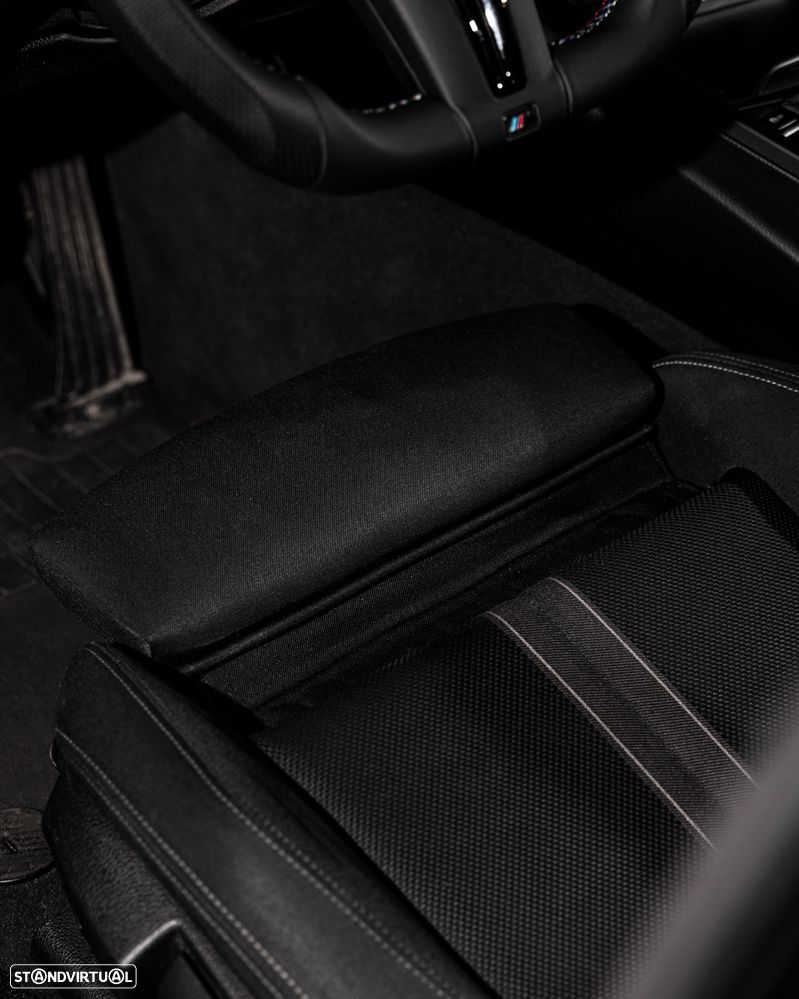 BMW 318 d Line Sport - 28