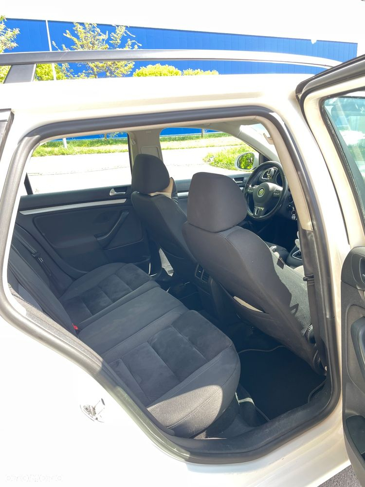 Volkswagen Golf VI 2.0 TDI Comfortline - 14