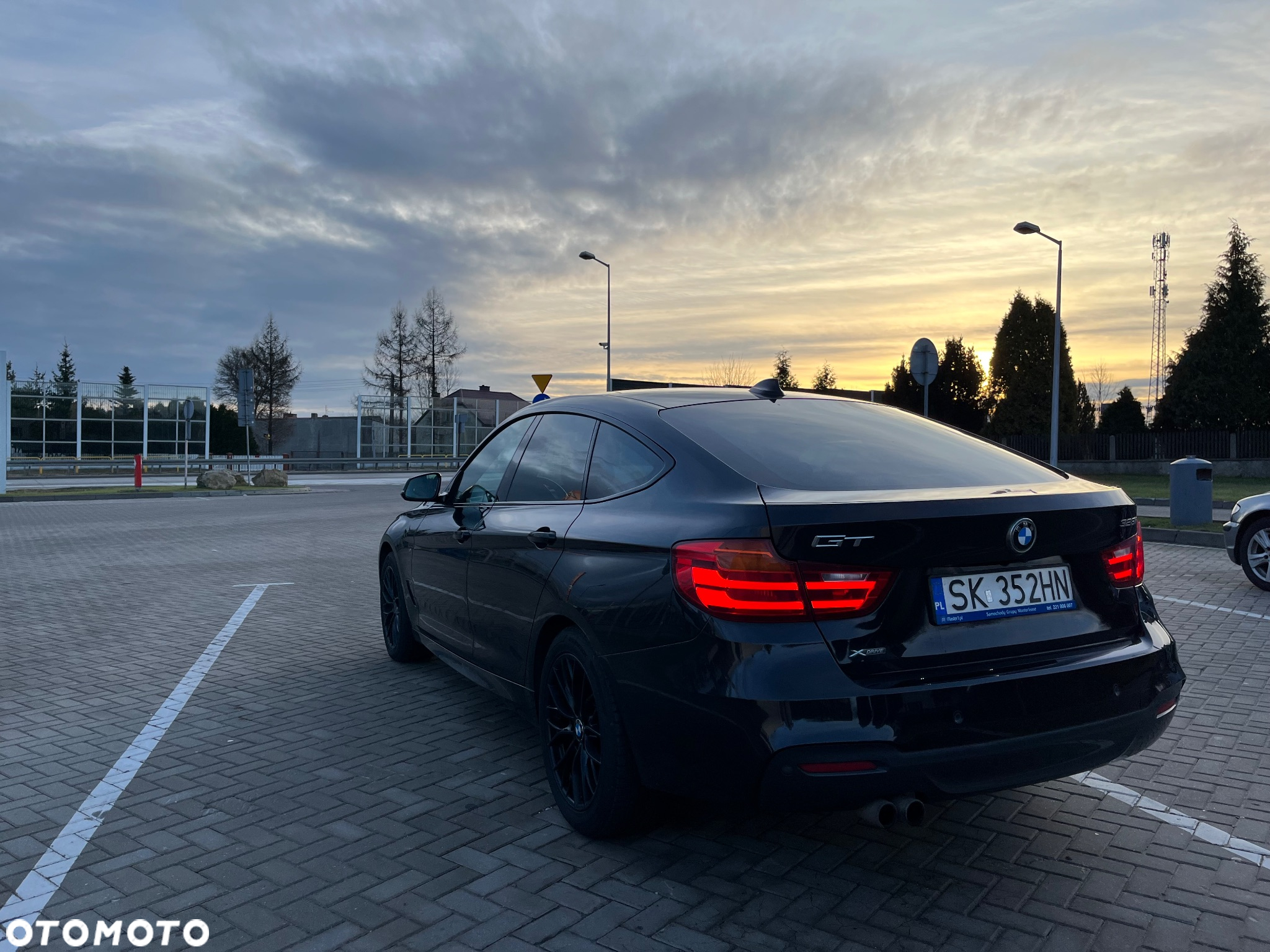 BMW 3GT 328i xDrive - 4