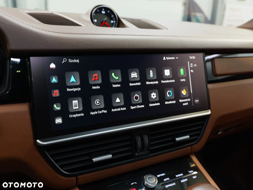 Porsche Cayenne E-Hybrid Platinum Edition - 32