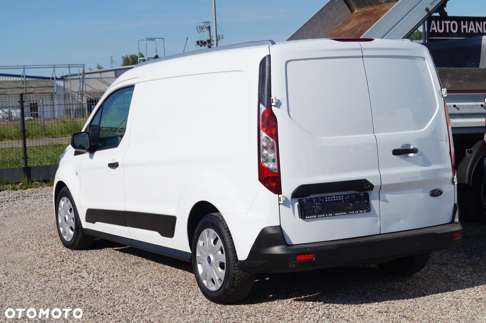 Ford Transit Connect - 8