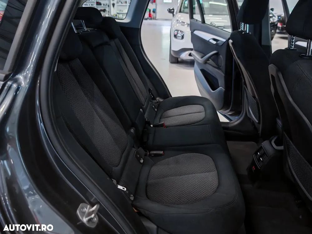 BMW X1 xDrive25e Advantage - 12