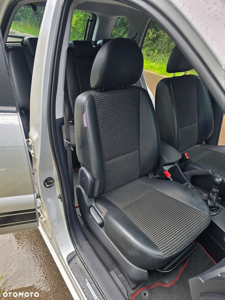 Kia Sportage 2.0 4WD Champ - 23