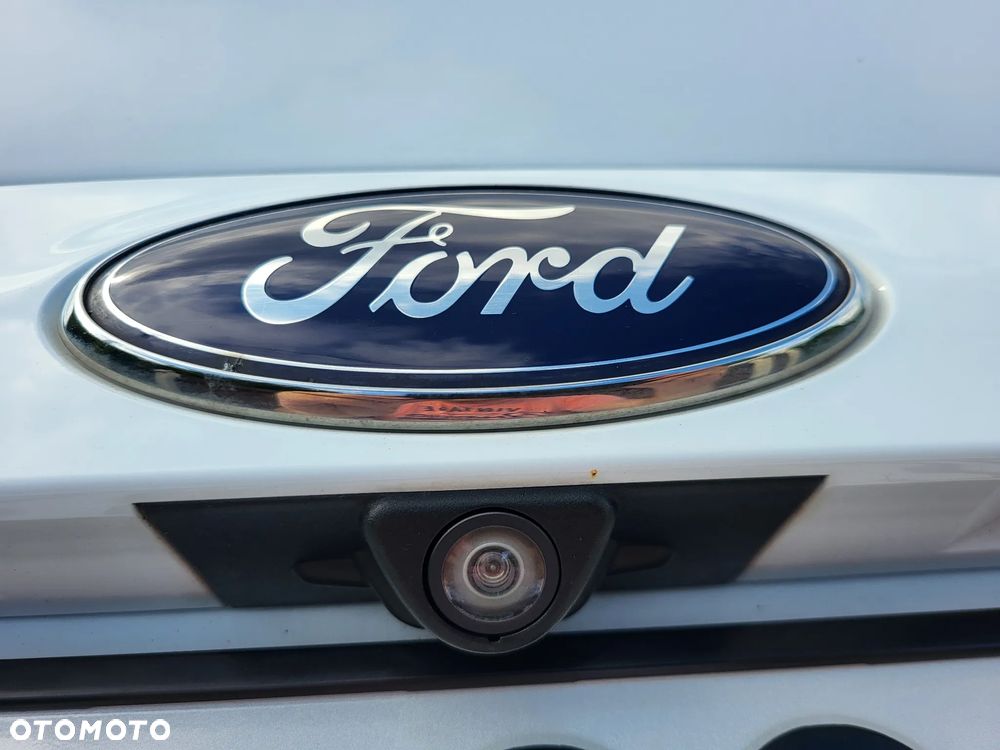 Ford Kuga 2.0 TDCi 4x4 Individual - 25
