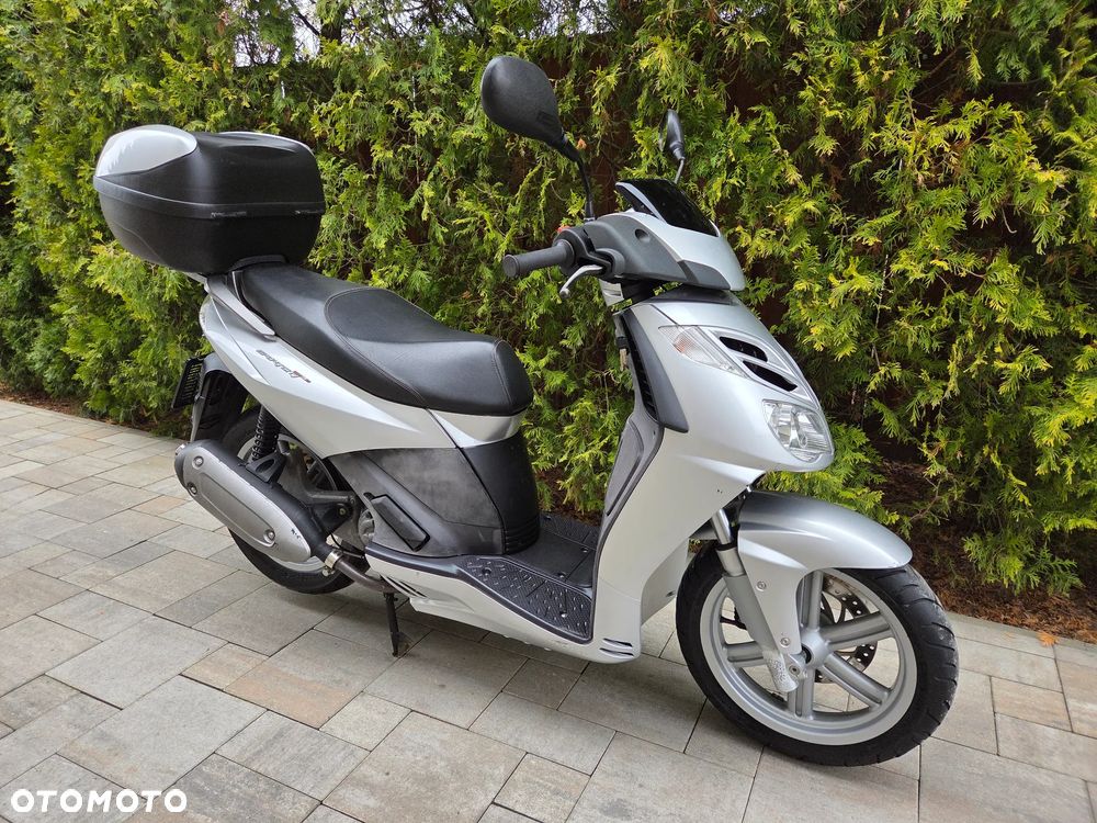 Aprilia Sportcity - 1