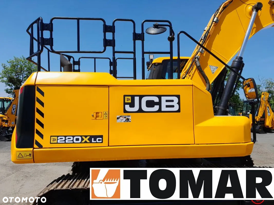 JCB 220X - 17