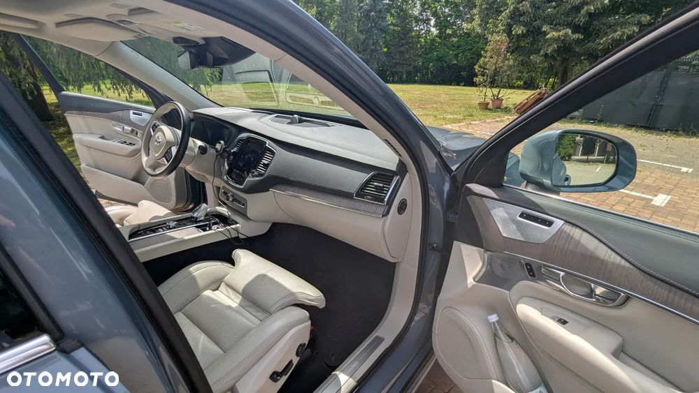 Volvo XC 90 T8 AWD Plug-In Hybrid Inscription 6os - 22