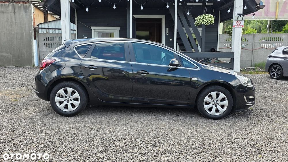 Opel Astra 1.4 T Cosmo EU6 - 22