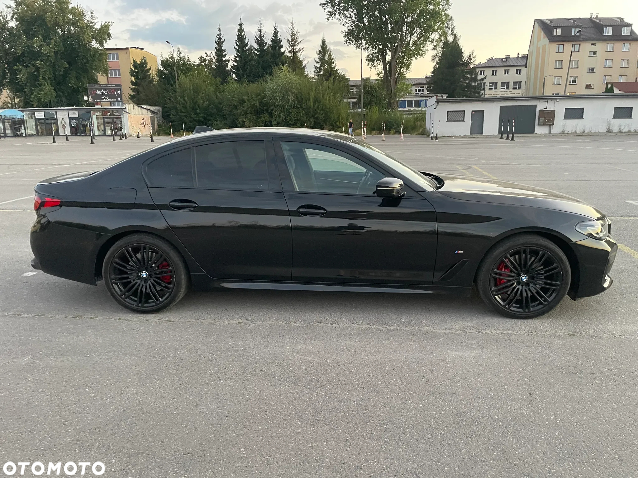 BMW Seria 5 530i xDrive M Sport sport - 4