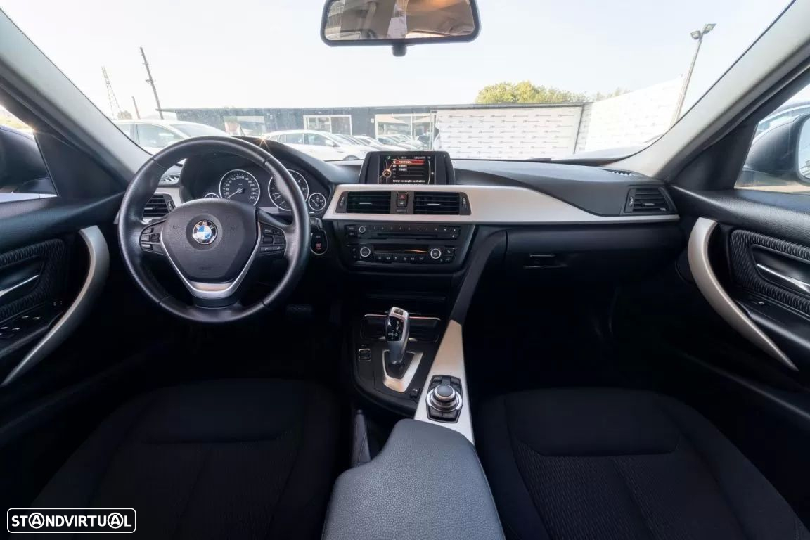 BMW 320 d Touring Auto - 22