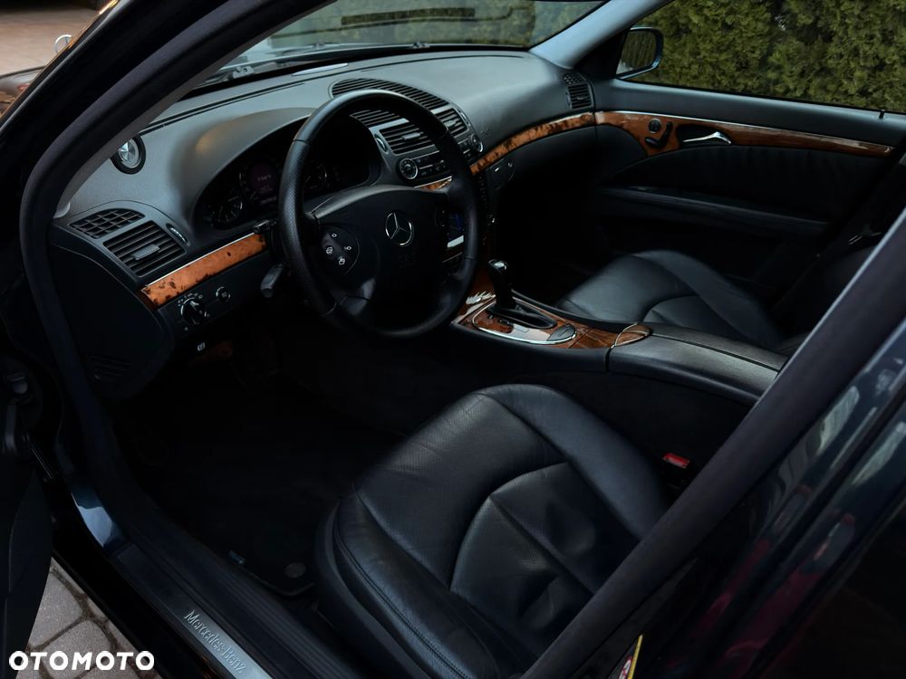 Mercedes-Benz Klasa E 320 CDI Elegance - 22