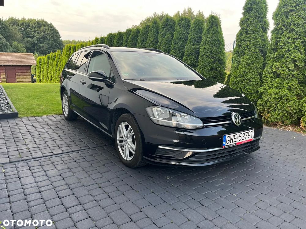 Volkswagen Golf 1.6 TDI SCR DSG Comfortline - 3