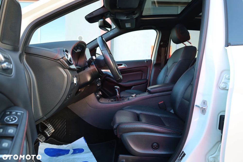 Mercedes-Benz Klasa B 200 UrbanStyle Edition - 22