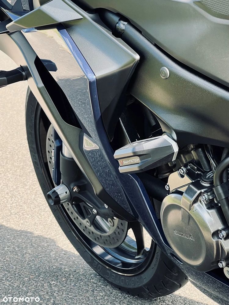 Suzuki GSX 1000 - 7