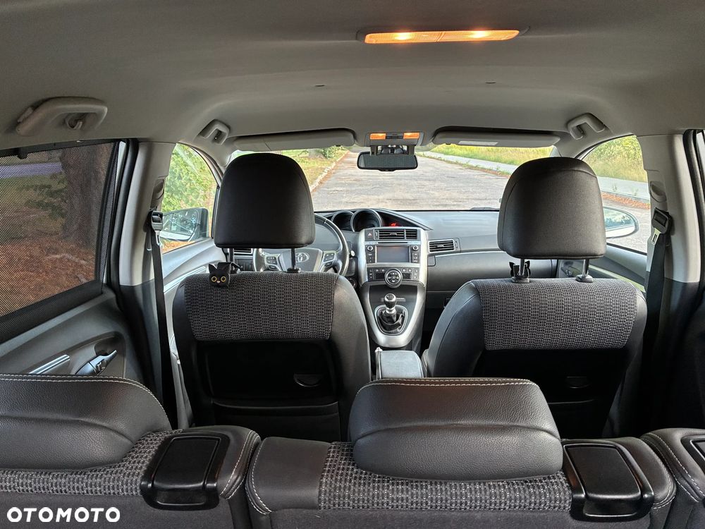 Toyota Verso 1.8 Premium EU5 7os - 19