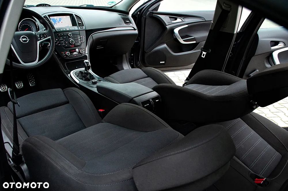 Opel Insignia 1.6 Turbo Sport - 31