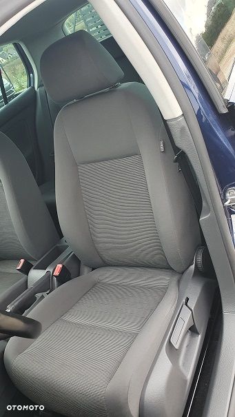 Volkswagen Golf - 8
