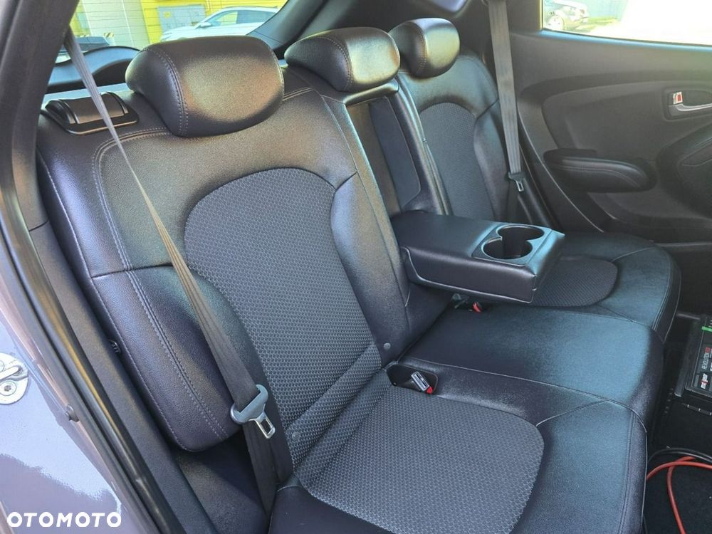 Hyundai ix35 - 24