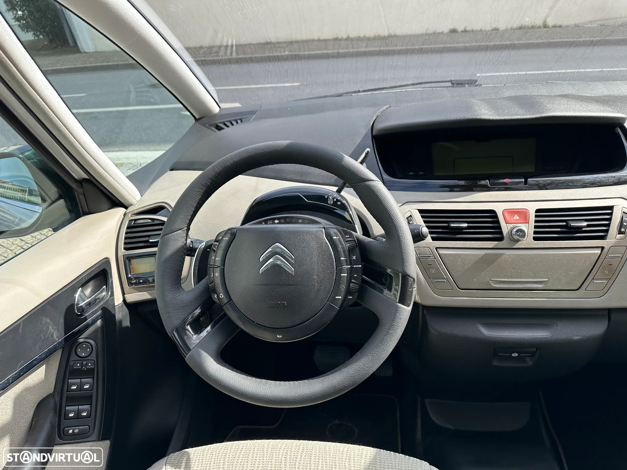 Citroën C4 Grand Picasso 1.6 HDi Exclusive CMP6 - 28