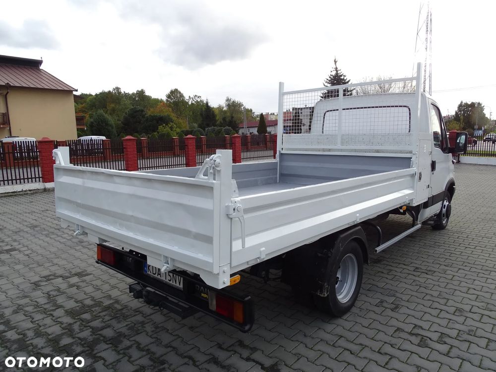 Iveco 35C12 - 5