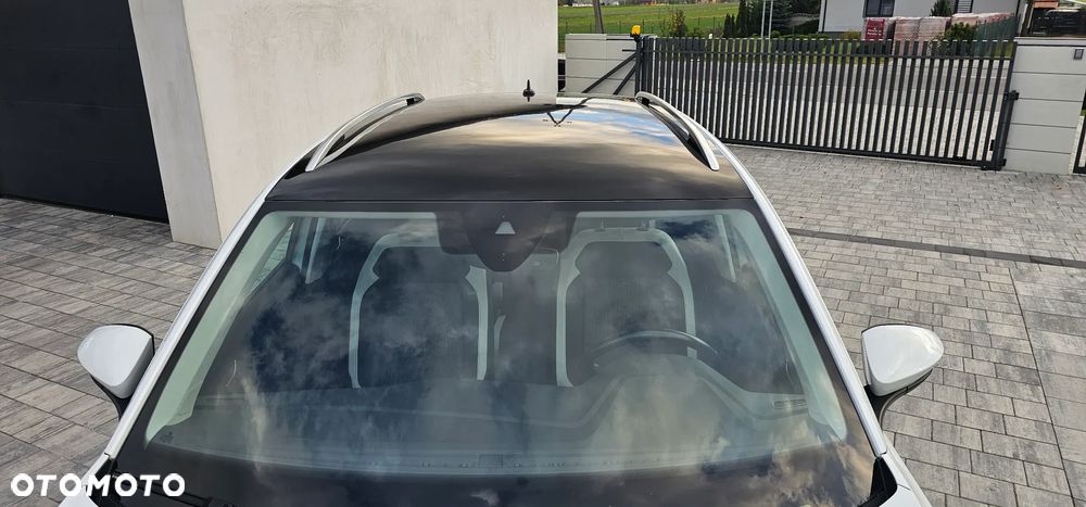 Volkswagen T-Roc - 25