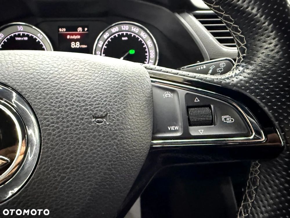 Skoda Superb 2.0 TDI 4x4 DSG Sportline - 17