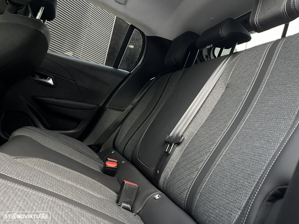 Peugeot 208 1.2 PureTech Allure - 9