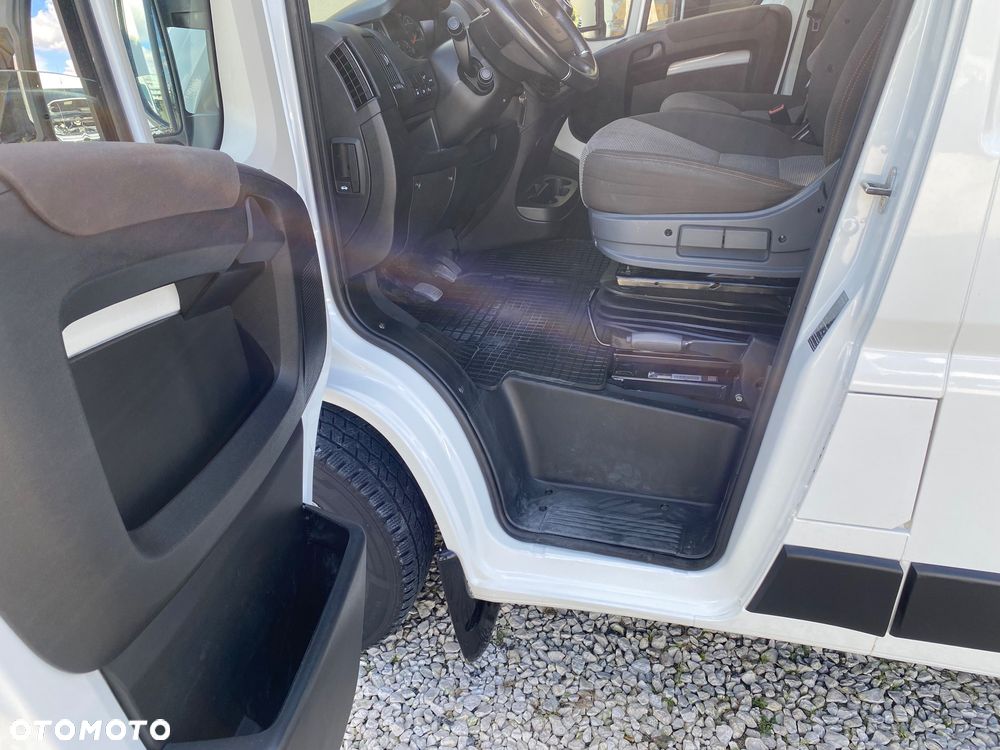 Peugeot BOXER L3H2, brygadowy, 6-osobowy, zakupiony w salonie w Rzeszowie, bezwypadkowy - 30