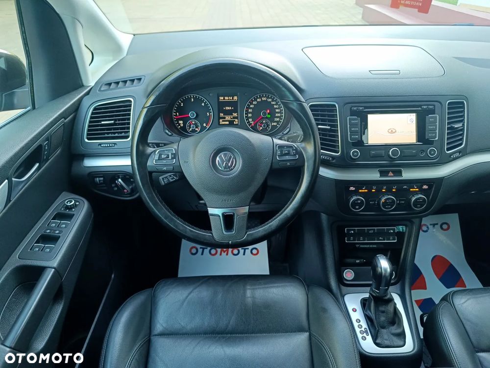 Volkswagen Sharan 2.0 TDI DSG BlueMotion Technology Highline - 25