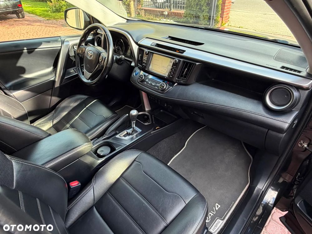 Toyota RAV4 Hybrid Premium 4x4 - 39