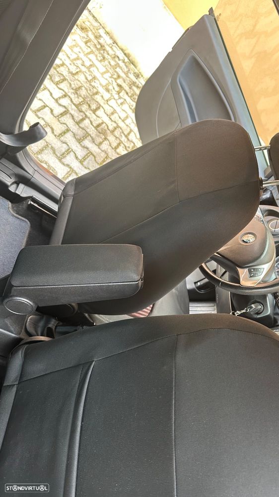 Alfa Romeo MiTo 1.3 JTD Distinctive - 24